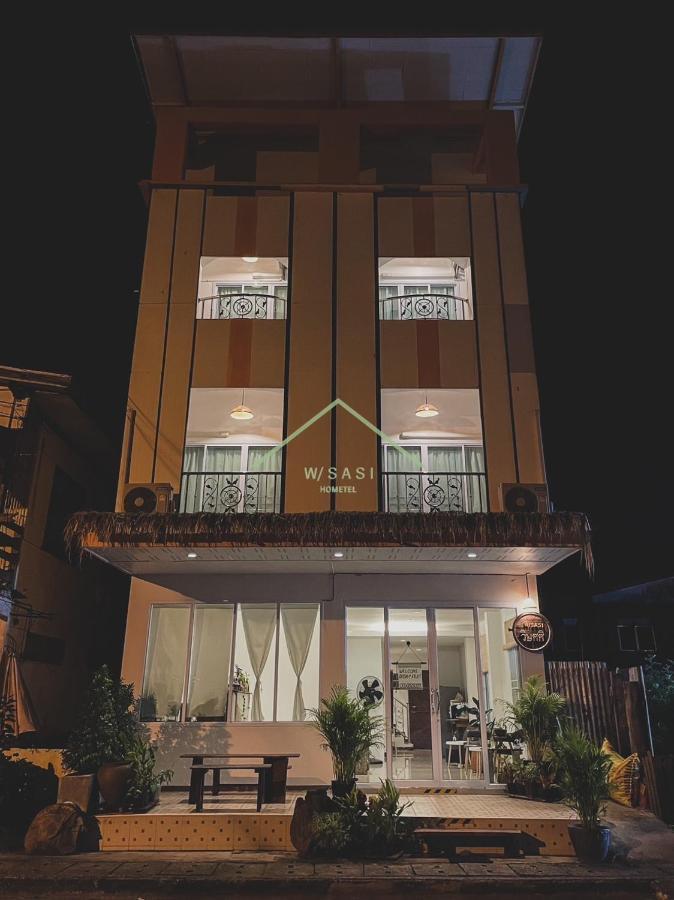 W/Sasi Hometel วิษศศิโฮมเทล นครพนม Kültér fotó
